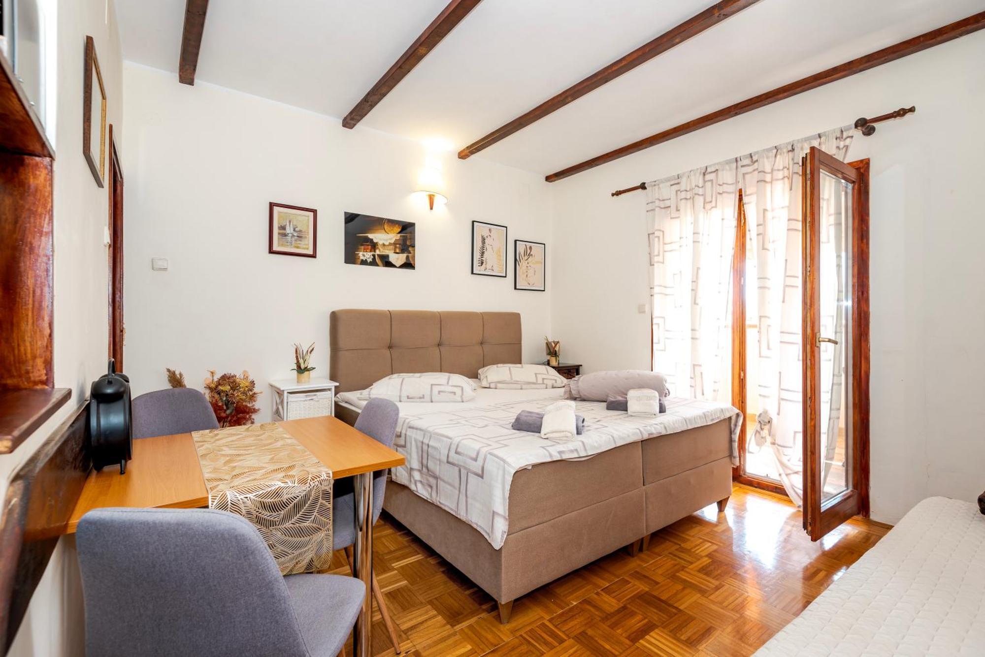 Apartments Rogoznicka Oaza Рогозница Экстерьер фото