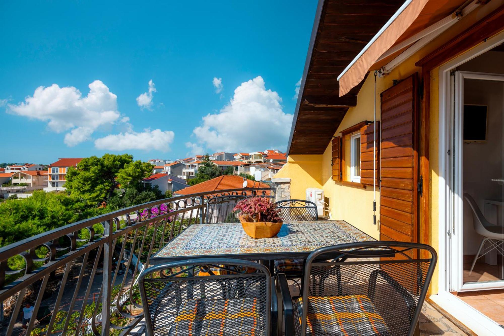 Apartments Rogoznicka Oaza Рогозница Экстерьер фото