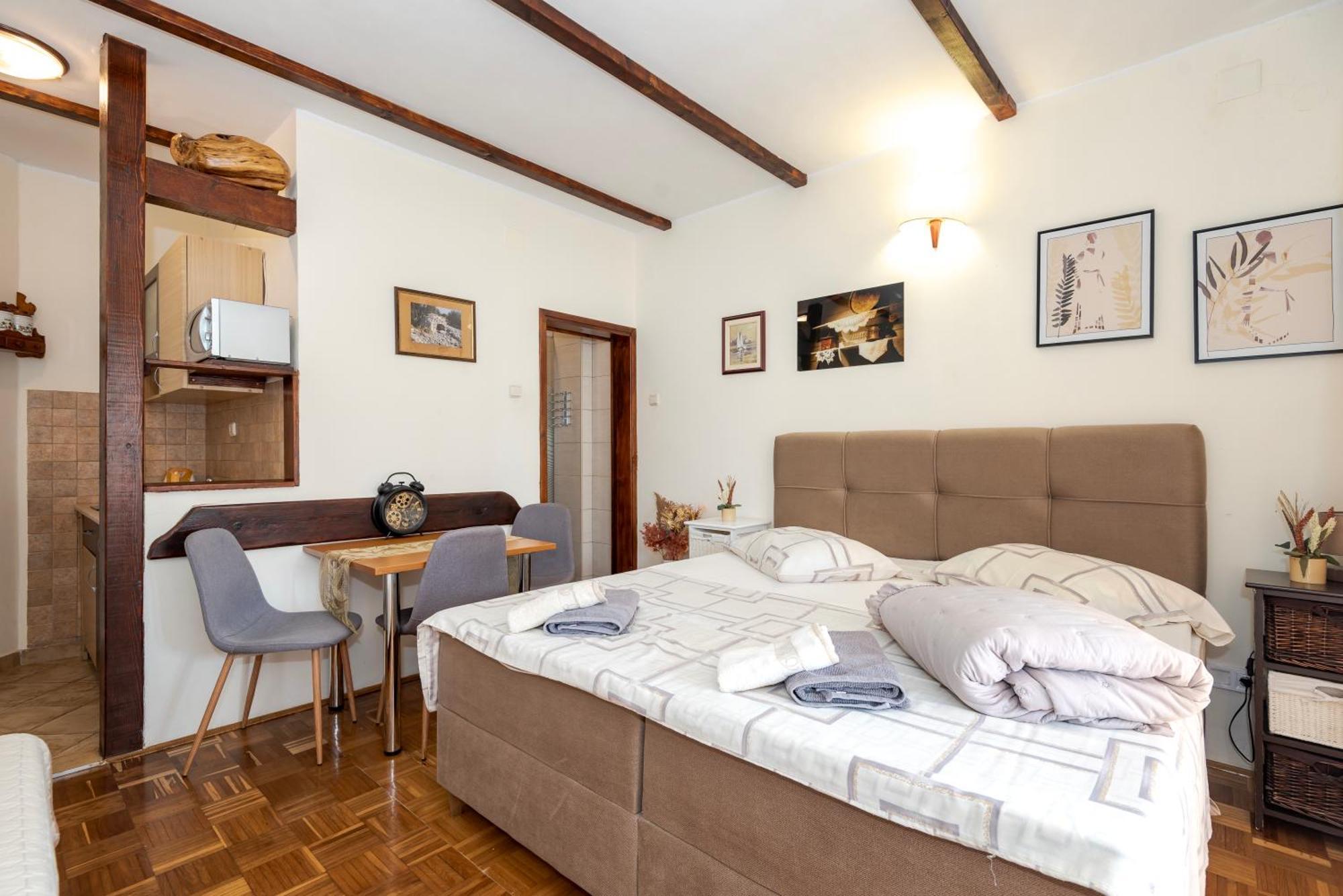 Apartments Rogoznicka Oaza Рогозница Экстерьер фото